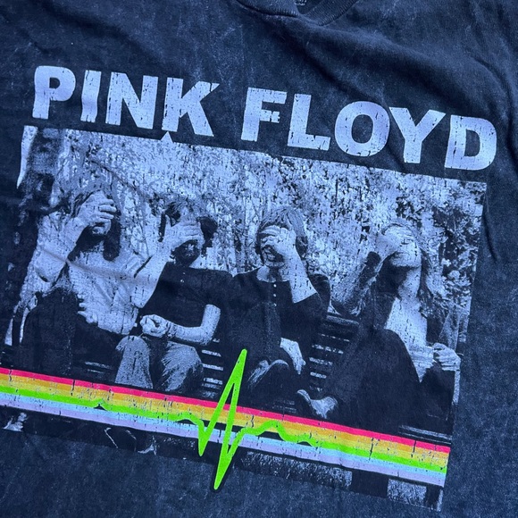 Pink Floyd graphic T-shirt - Picture 3 of 5